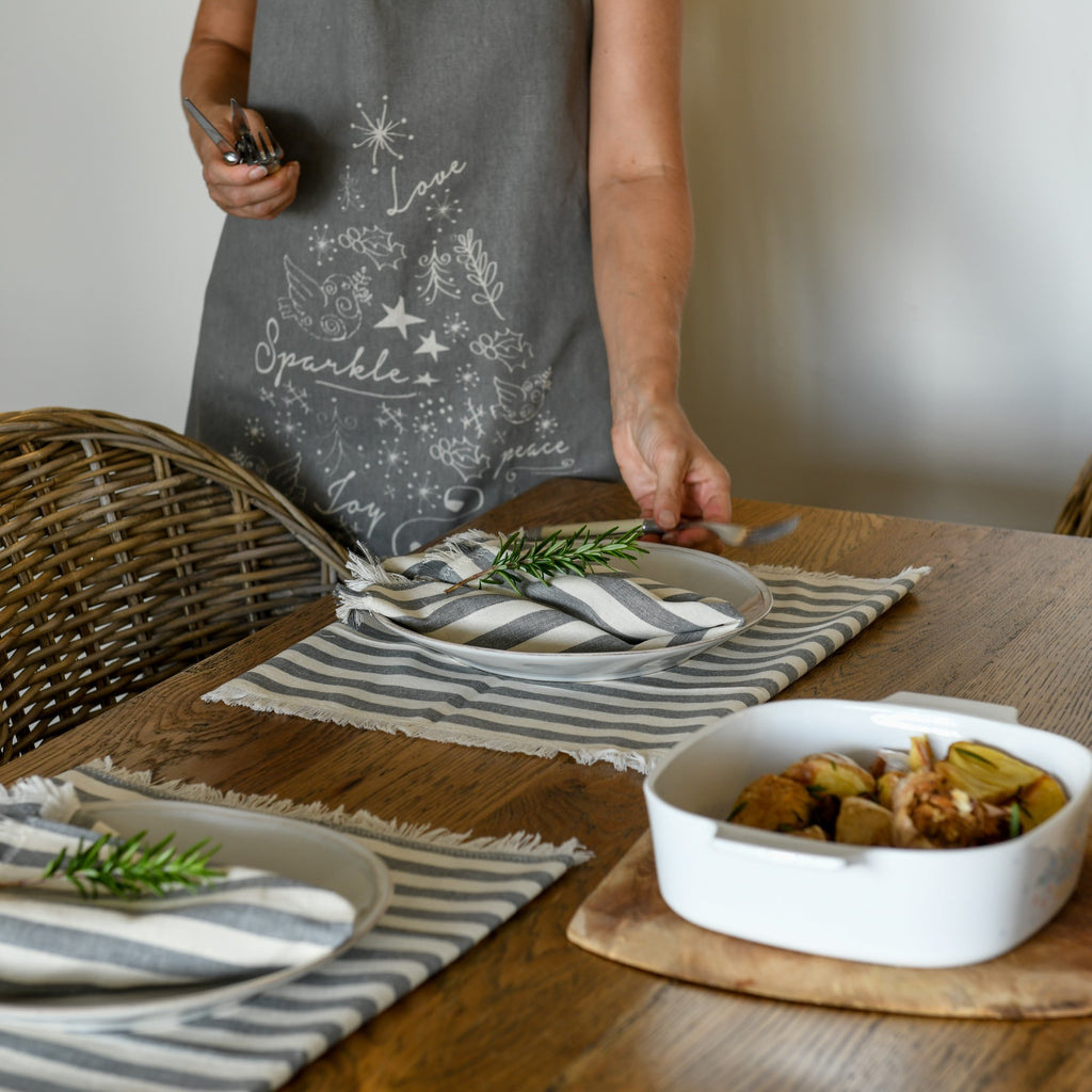 Apron – Folk Christmas Tree