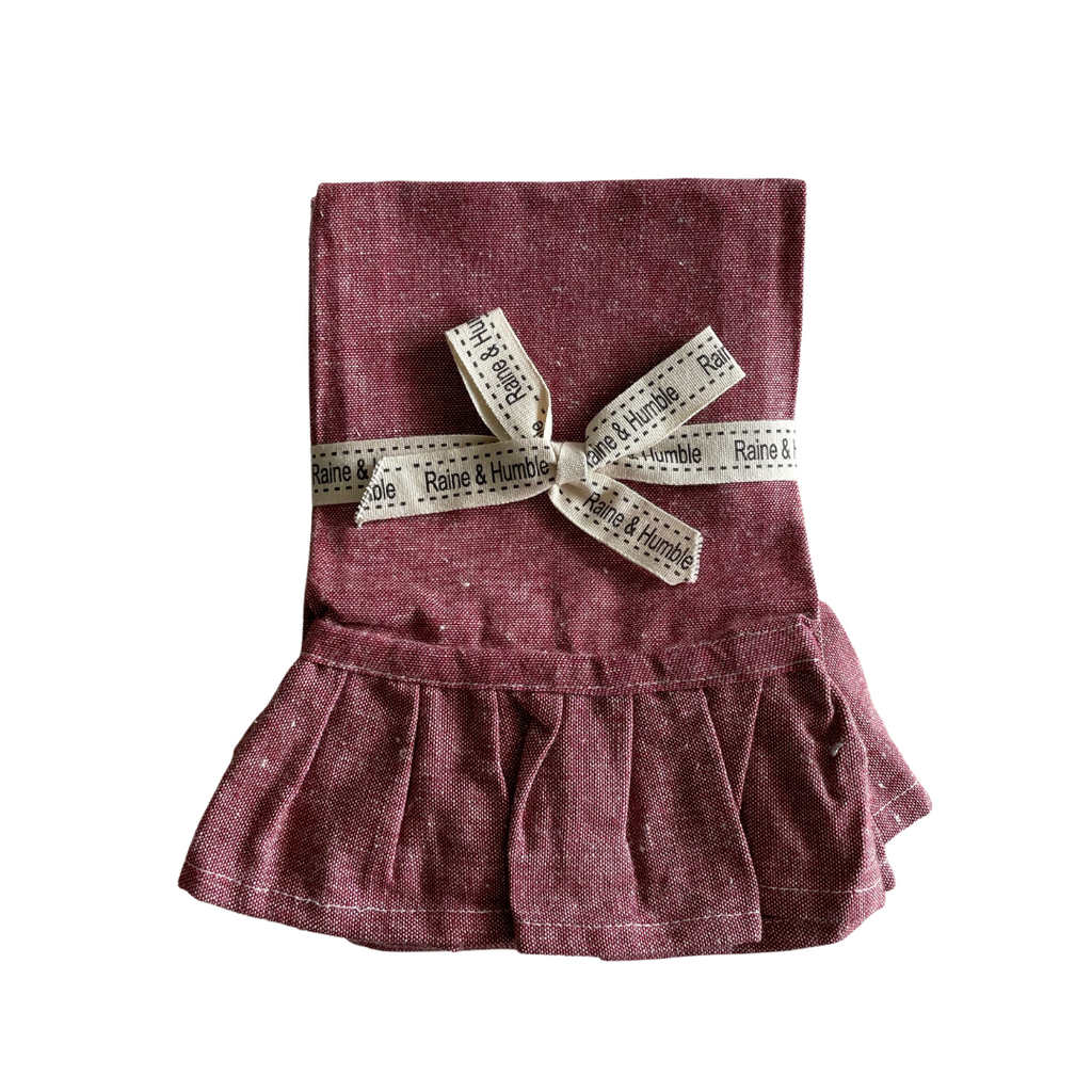 Twig and Feather napkins chambray red with frill